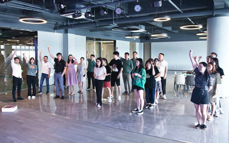 打造快乐团队——快盈VIII七·一团建活动